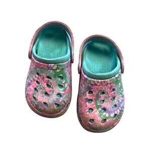 Toddler Pink + Green Slip On Water Shoes Size 5/6